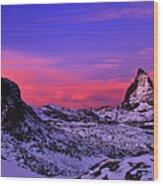 The Matterhorn At Dawn Wood Print
