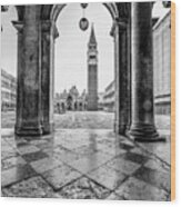 Bw Study - St. Marks Square Wood Print