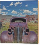 Car In Bodie Ghost Town Wood Print