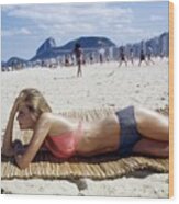 Cheryl Tiegs In A Jantzen Swimsuit Wood Print