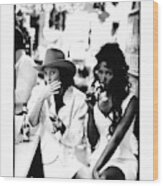Christy Turlington And Naomi Campbell At The Central Grocery, New Orleans Wood Print