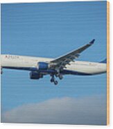 N817nw Delta Air Lines Airbus A330 Landing Hartsfield Jackson Atlanta International Airport Art Wood Print