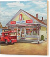 Grocery - Provincetown, Ma - Anybody's Market 1942 Wood Print