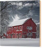 Gussied Up -  Old Red Barn With Christmas Wreath In Snowy Wisconsin Setting Wood Print