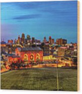 Kansas City Red And Gold Skyline - Vibrant Dusk Wood Print