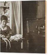 Ladies Making Face Masks On Singer Sewing Machine Circa 1918 Wood Print