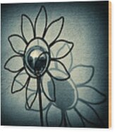 Metal Flower Wood Print