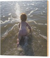 Naked Baby Girl (9-12 Months) Crawling Through Water Wood Print