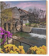 Old Mill At Pigeon Forge Ii Wood Print