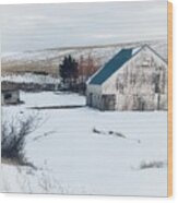 Old White Barn In Snow Wood Print