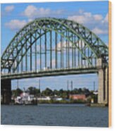 Penrose Tug Floating Below The Tacony-palmyra Bridge On The Delaware River Wood Print