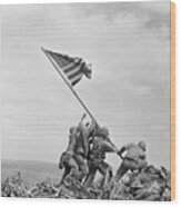 Raising The Flag On Iwo Jima - Ww2 - 1945 Wood Print