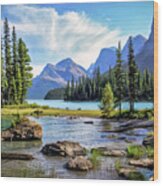 Spirit Island On Maligne Lake Wood Print