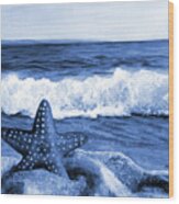 Starfish And Sea Wave In Blue Wood Print