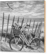 Summer Bicycle At Sunset In Black And White Wood Print