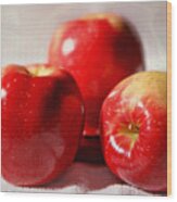 https://render.fineartamerica.com/images/rendered/small/wood-print/images/artworkimages/square/3/sweet-tango-apples-still-life-marilyn-deblock.jpg