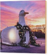The Big Duck At Christmas Wood Print
