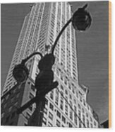 The Chrysler Building With A Lamppost Nyc Wood Print