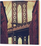 The Manhattan Bridge Wood Print