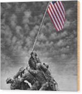 Us Marine Corps War Memorial Wood Print