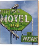 Valley Vista Motel Wood Print