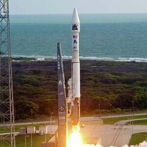 Atlas V Rocket Launch by Science Photo Library