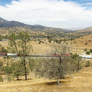 BNSF4604 Manifest westbound in the Tehachapi Loop. by Jim Thompson