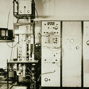 The First Cambridge Sem Photographed In 1953 by Science Photo Library