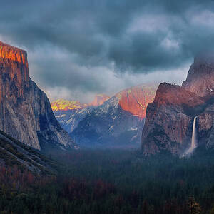 The Yin And Yang Of Yosemite by Michael Zheng