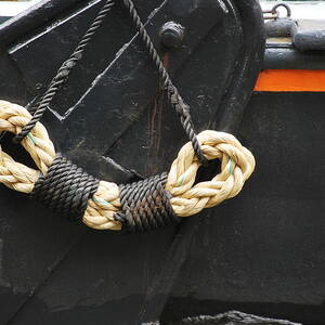 Cruise ship rope anchor. Photograph by Oscar Williams - Fine Art America