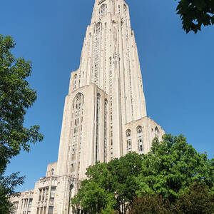 Cathedral of Learning building at the University of Pittsburgh by Steven Heap