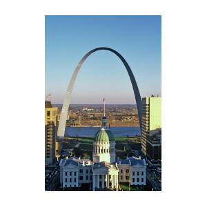 Free Vintage Stock Photo of St. Louis Courthouse and Arch - VSP