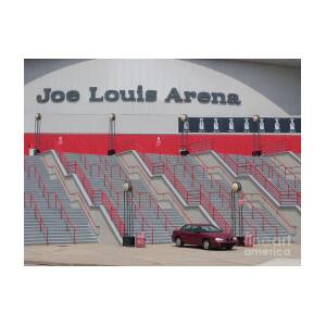 Red Wings Joe Louis Arena Horn IS BACK!!! 