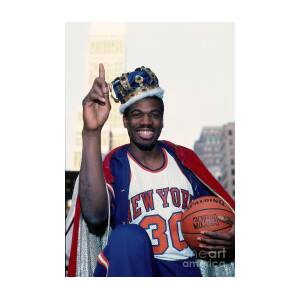 Download Bernard King Signed New York Knicks Jersey Wallpaper