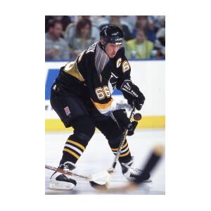 Mario Lemieux Pittsburgh Penguins by Jonathan Hayt