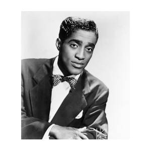 singer-sammy-davis-jr-bettmann.jpg