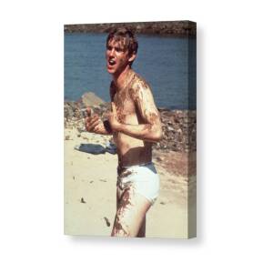 Richard Thomas Muddy Shirtless Beach Candid 1992 Canvas Print by Silver Screen