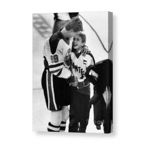 Wayne And Brent Gretzky Framed Print by Bettmann 