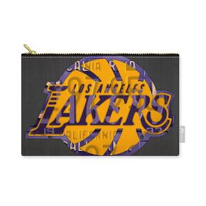 https://render.fineartamerica.com/images/rendered/square-product/small/images/rendered/default/flat/pouch/images-medium-5/los-angeles-lakers-basketball-team-retro-logo-recycled-license-plate-art-design-turnpike.jpg?&targetx=0&targety=-151&imagewidth=777&imageheight=777&modelwidth=777&modelheight=474&backgroundcolor=383737&orientation=0&producttype=pouch-regularbottom-medium