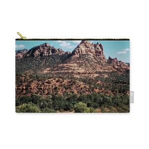 https://render.fineartamerica.com/images/rendered/square-product/small/images/rendered/default/flat/pouch/images/artworkimages/medium/2/mountains-in-arizonas-landscape-oak-creek-canyon-ariz400-00205-kevin-russell.jpg?&targetx=0&targety=-29&imagewidth=777&imageheight=533&modelwidth=777&modelheight=474&backgroundcolor=32332B&orientation=0&producttype=pouch-regularbottom-medium