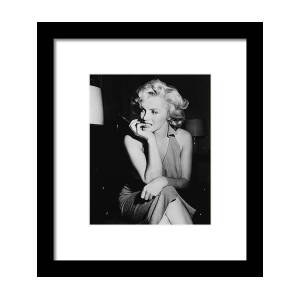 Marilyn Candid Moment Framed Print by Michael Ochs Archives