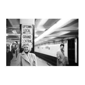 Marilyn In Grand Central Station #4 Art Print by Michael Ochs Archives