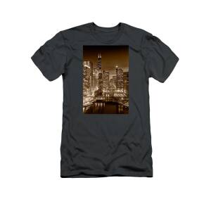 Buckingham Fountain Nightlight Chicago BW T-Shirt for Sale by Steve ...