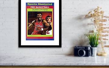 Baltimore Bullets Gus Johnson And New York Knicks Dave Sports Illustrated  Cover by Sports Illustrated